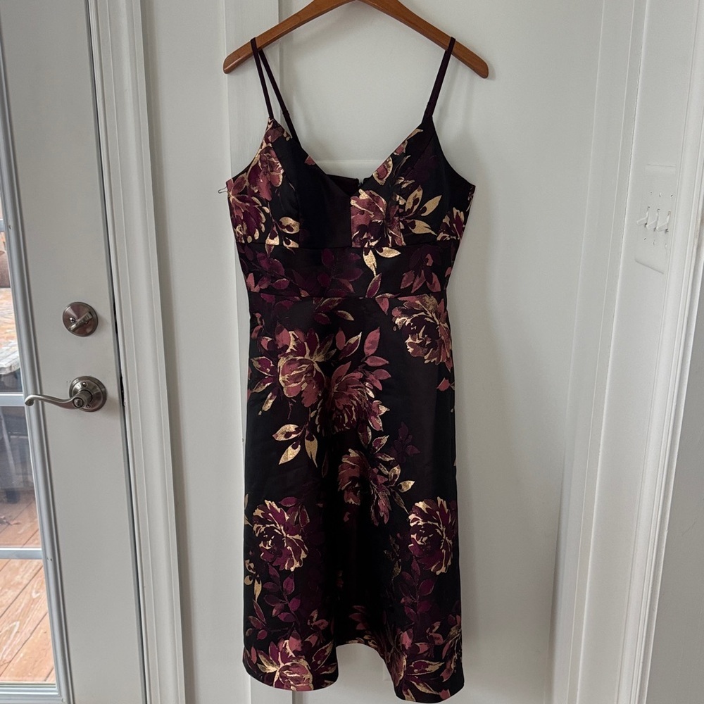 NEW Eliza J Metallic Floral Dress Size 12 - Picture 2 of 10